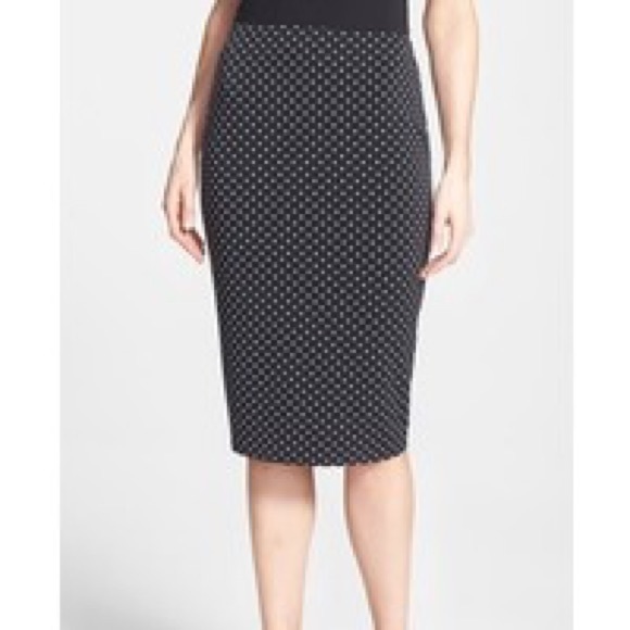 Vince Camuto Polka Dot Midi Tube Skirt - Picture 3 of 7